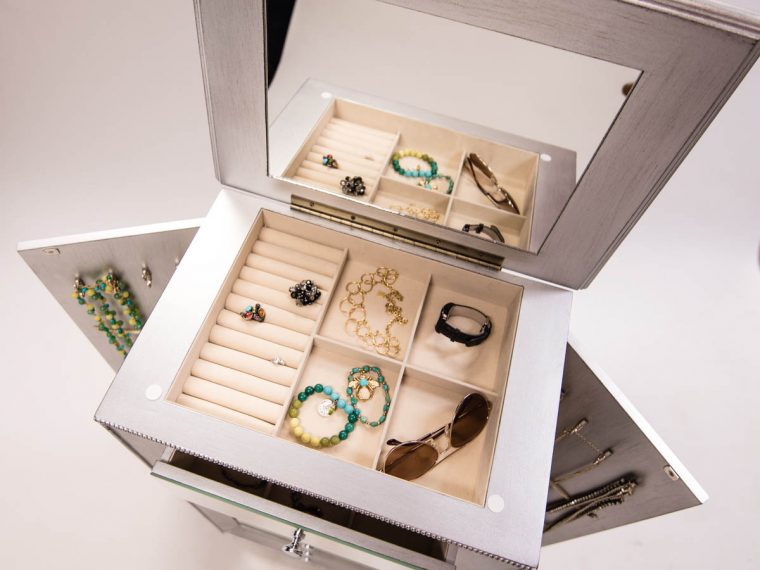 Hives & Honey Mia Jewelry armoire