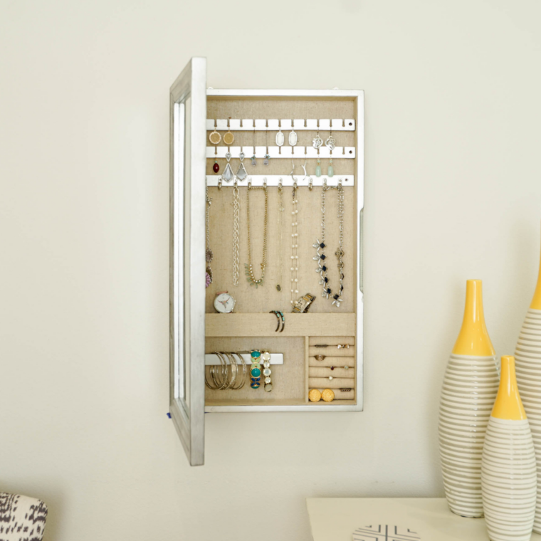Nicolette Jewelry Storage Mirror ~ Silver