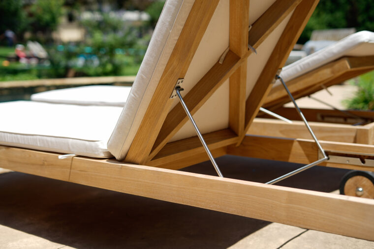 Clearwater Teak Sunbrella Chaise Lounger, White