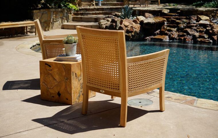 Salvador Outdoor Patio Lounge Chair