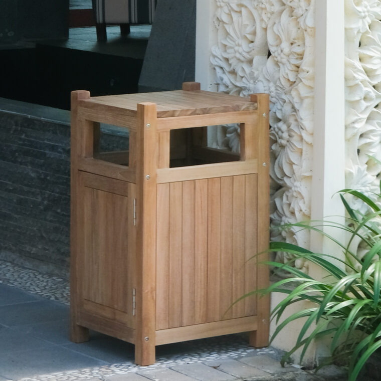 Pavilion Teak Outdoor Hamper