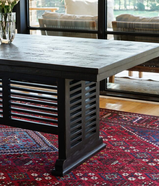 Sandcastle Dining Table, Black