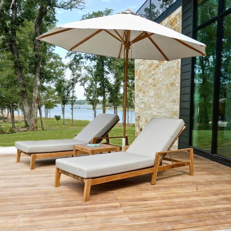Palmetto 10' Umbrella, White