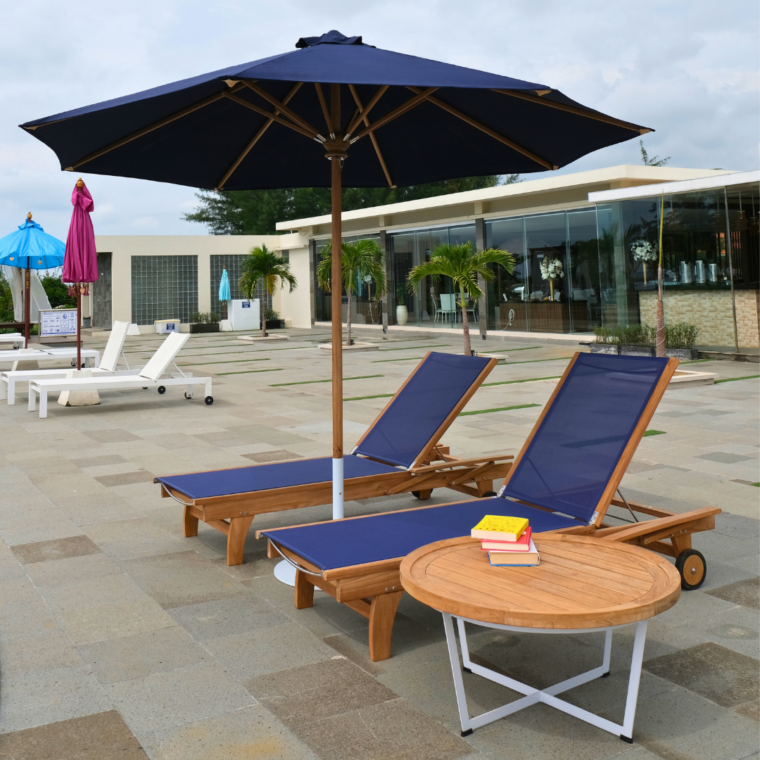 Cayman Teak Chaise Lounger, Blue
