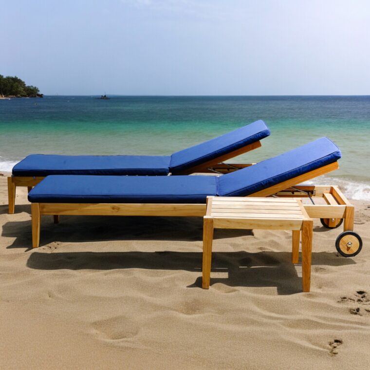 Clearwater 3-Piece Chaise Lounger & Side Table Set