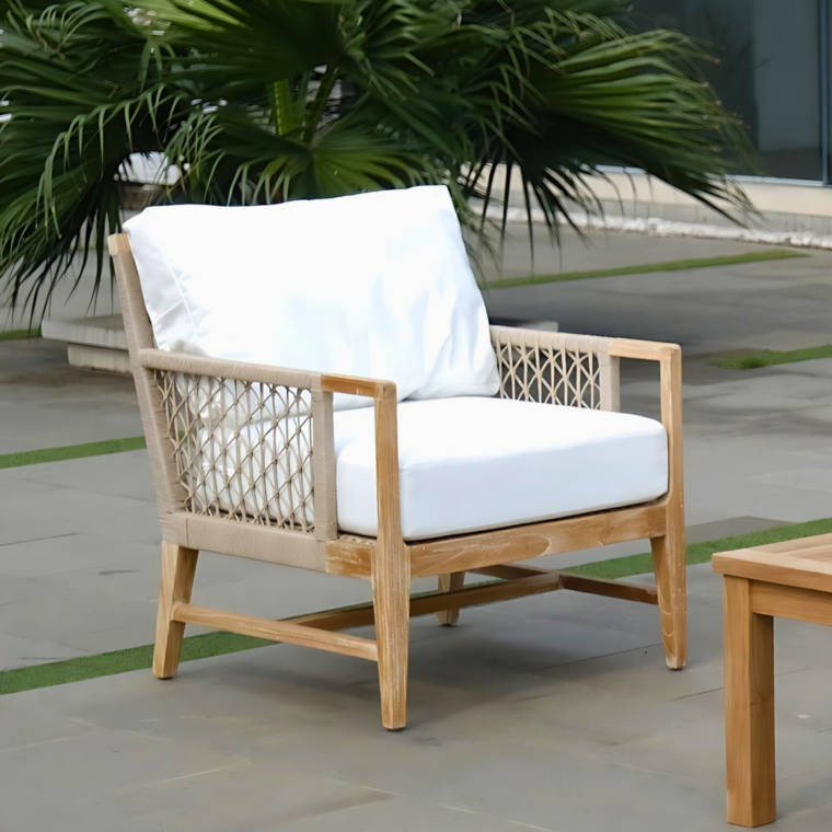 Nizuc Outdoor Patio Lounge Chair