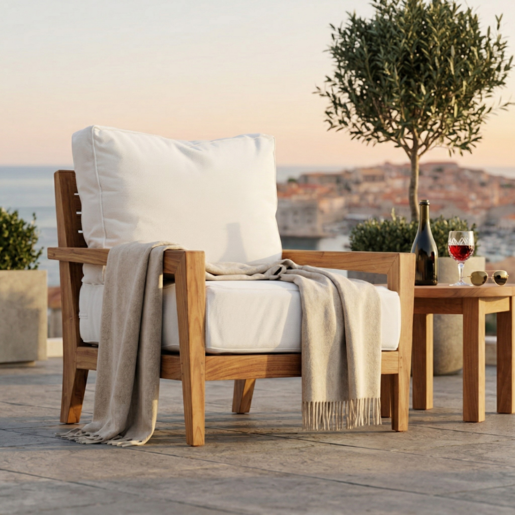 Catalina Dahlia Lounge Chair